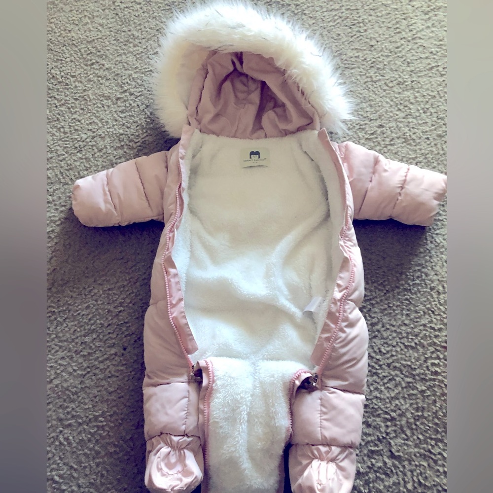 Winter coat suit 9-12 barely worn